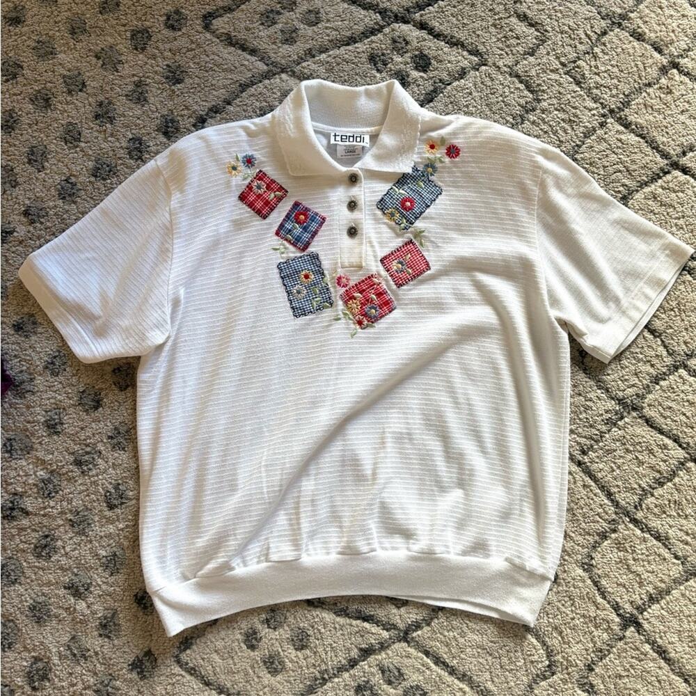 Vintage Teddi cottagecore shirt